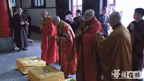 抚州正觉古寺举行传授在家居士五戒、菩萨戒法会 - 菩萨在线