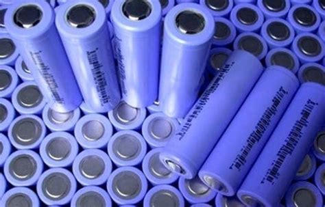 锂电池寿命一般是几年_三思经验网