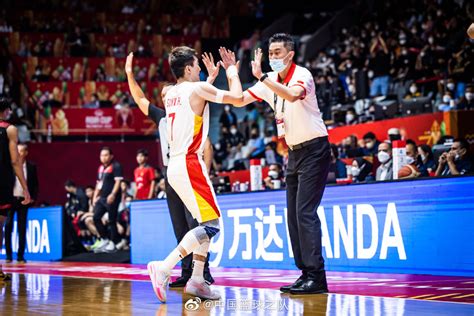 篮球｜总结世预赛前中国男篮欧洲拉练，杜锋：对抗是重点，状态在提升！