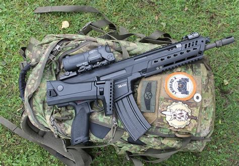 国产新型精确射手步枪配备LPVO瞄准镜亮相，可兼顾近战远战 - 知乎