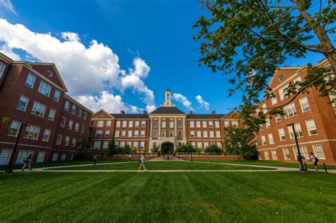 Top 15 Best Valuable College Campus in America