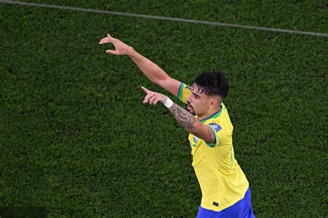 打花了！帕奎塔破门巴西4-0韩国 比赛只用了36分钟_PP视频体育频道