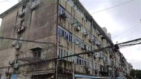 哈尔滨43名官员被查，老旧小区改造竟这么多猫腻？_凤凰网