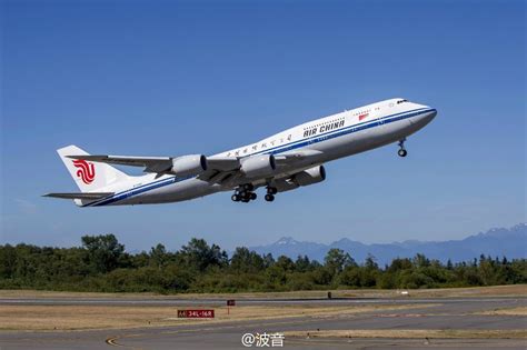 双层四仓位设计：国航正式引入国内首架波音747-8客机__什么值得买