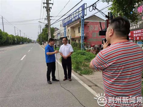 策巴子和谈笑合作 新版《垄上气象站》即将开播-新闻中心-荆州新闻网