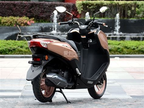 雅马哈劲战4V125踏板摩托车 价格:1500元/辆