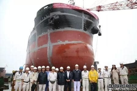 舟山中远船务64000吨散货船N597下水 - 在建新船 - 国际船舶网
