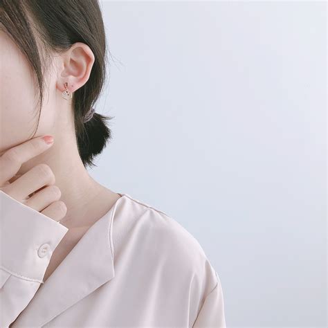 耳饰素材温柔女生头像