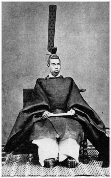 日本天皇坚持三年朝麦克阿瑟所在的日本帝国大厦三鞠躬！ - 知乎