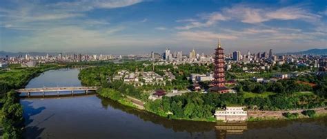 中国最富裕城市：全城财富总计15万亿，比深圳高近3倍碾压新加坡_首都北京