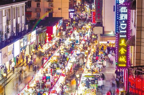 浙江杭州：武林夜市人气旺-人民图片网