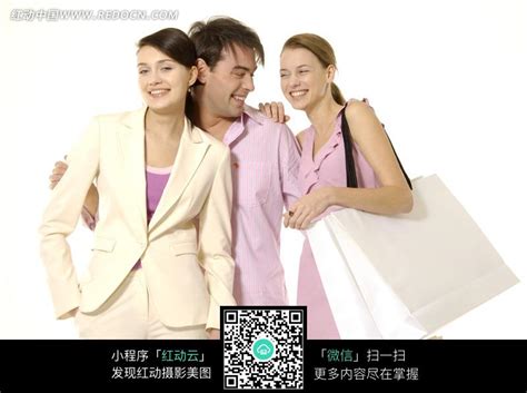 两个女人和一个男人图片免费下载_红动中国