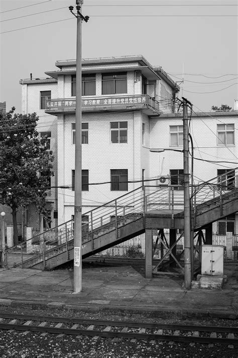 武昌火车站夜景,工程建设,建筑摄影,摄影素材,汇图网www.huitu.com