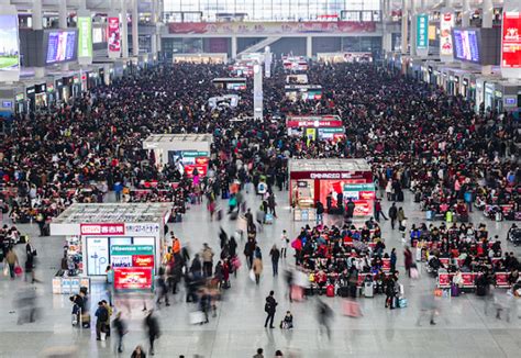 春运第5日杭州火车站送客15余万 明天将加开72趟车_滚动新闻_温州网