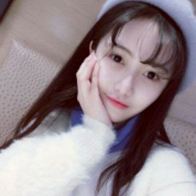 正脸头像温柔女生