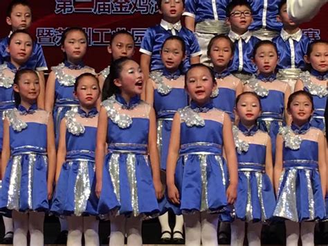 歌唱童年的精彩---星洲学校小学部获“首届金鸡湖合唱比赛”一等奖_校园传真_新闻中心_苏州工业园区教育网