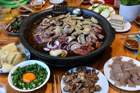 特色美食 篇一：一口有意思的锅-贵州织金烙锅_旅游其他_什么值得买