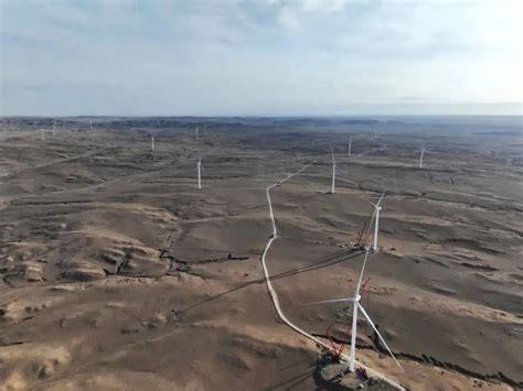 三峡能源包头示范项目一期风机全部吊装完成，规划容量20万千瓦__财经头条