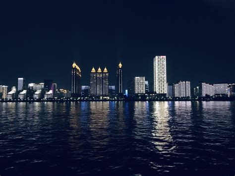 2021国庆节武汉汉口江滩有什么好玩的-游玩路线推荐_旅泊网