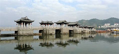 中国四大古桥，南方和北方各有两座，最古老的有1400年