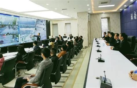 陇南电商体验馆在青启用 青陇企业签订9个合作协议|半岛网