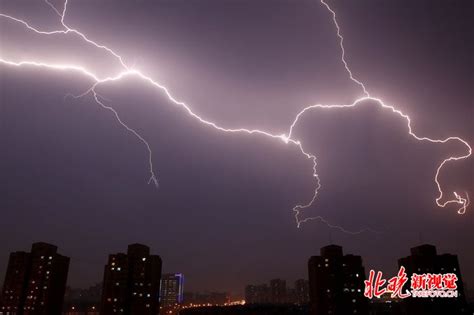北京暴雨刷屏局地却滴雨未下 为什么你那的雨没有很“暴”？-资讯-中国天气网