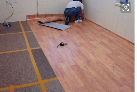 地板打蜡对人体有害吗？地板打蜡后多久可以住-X团装修网
