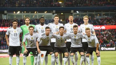 联合会杯决赛：德国队1球力克智利队捧杯|联合会杯|德国队|智利队_新浪新闻