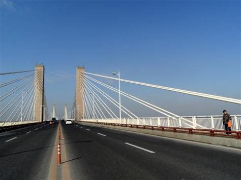 中国跨度最大的公路和铁路两用桥梁，芜湖长江大桥|长江大桥|芜湖|两用_新浪新闻
