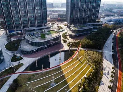 上海绿地中心 徐汇绿地缤纷城—城市绿谷综合体 - 知乎