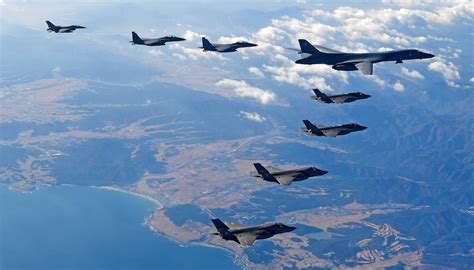 美韩“最大规模”空中军演加剧半岛紧张对峙|界面新闻 · 天下
