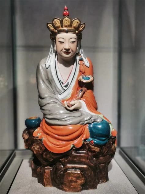 国内旅游怎么样 中国陶瓷博物馆一组惟妙惟肖的民国陶瓷塑像_什么值得买