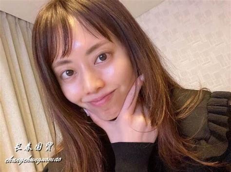 日本女星吉泽明步赴台代言成人网站_新浪图片