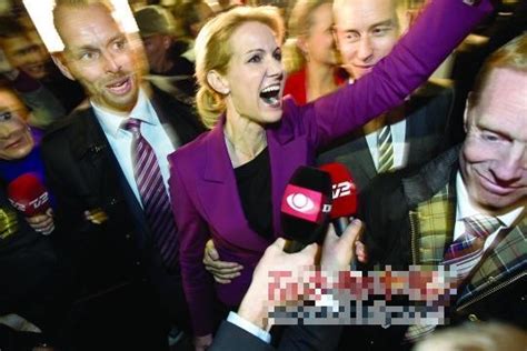 丹麦女议员带娃上班被拒，网友：雇个保姆去！