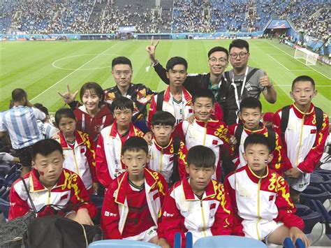 蒙牛带领内蒙古6名足球少年亮相世界杯