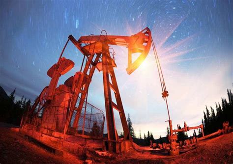 2020年石油行业发展现状以及趋势分析，原油主要依赖进口「图」_趋势频道-华经情报网