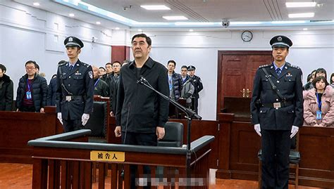 努尔·白克力受贿7910万余元，一审被判无期徒刑|界面新闻 · 中国