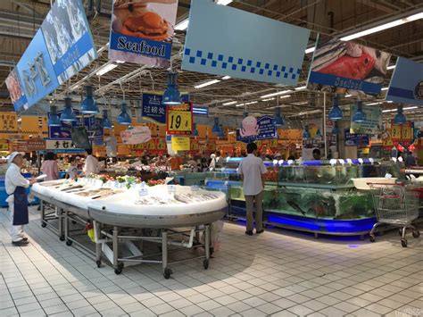 重庆九龙坡首家海鲜超市亮相