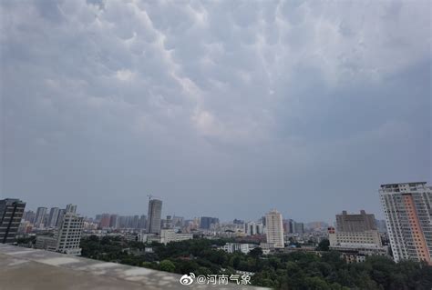 郑州天空出现乳状云_手机新浪网