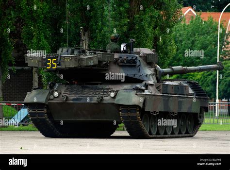 Leopard 1a5 tanks hi-res stock photography and images - Alamy