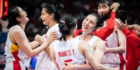 世界杯中国女篮两连胜丨我省队员表现出色_王思雨_比赛_李缘
