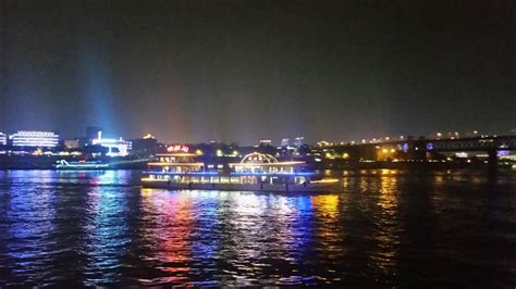 武汉江滩夜景高清图片下载-正版图片500182570-摄图网