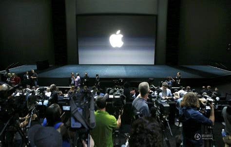 苹果iPhone 8未发布，库克先获得8960万美元奖金-新闻资讯-高贝娱乐