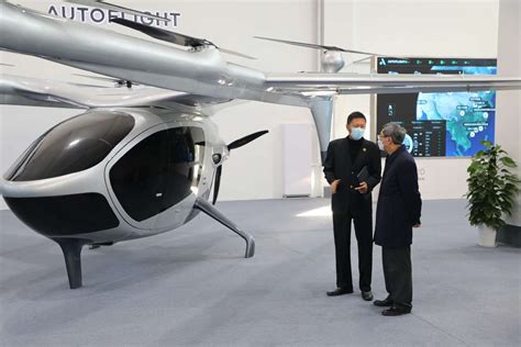峰飞自动驾驶eVTOL载人飞行器V1500M中国航展全球首发_全球无人机网