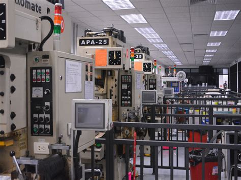 生产设备与车间 - 钜鑫电子技术（梅州）有限公司