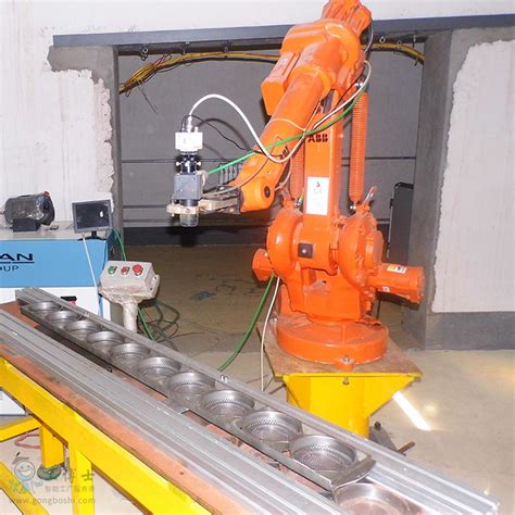 ABB机器人激光焊接,满足焊接过程中精细化精密焊接_工博士智能制造网产品中心