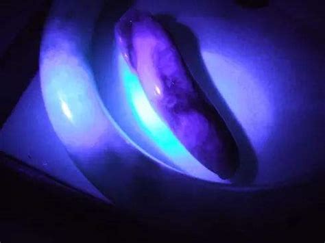 紫外线手电筒365nm翡翠玉石紫光灯烟酒鉴定鉴别专用荧光验钞防伪-阿里巴巴