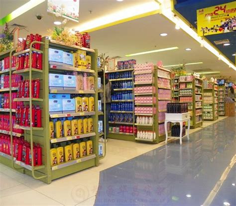 大卖场设计案例：重庆德龙优选超市