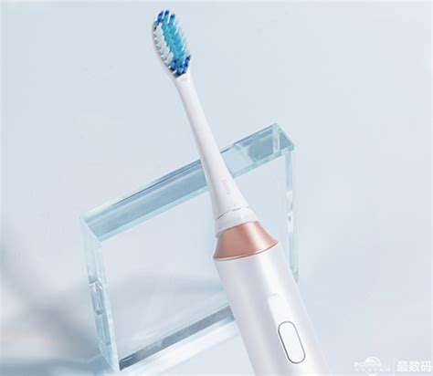 十大电动牙刷品牌排行榜：佳洁士上榜，它是第一 - 手工客