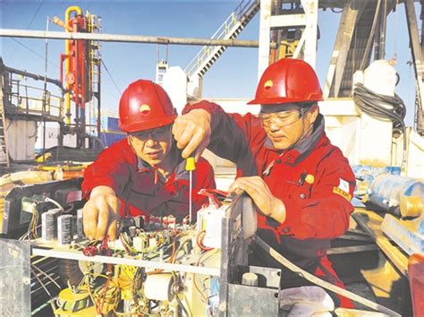 亚洲最深井在塔里木盆地开钻 - 中国石油石化